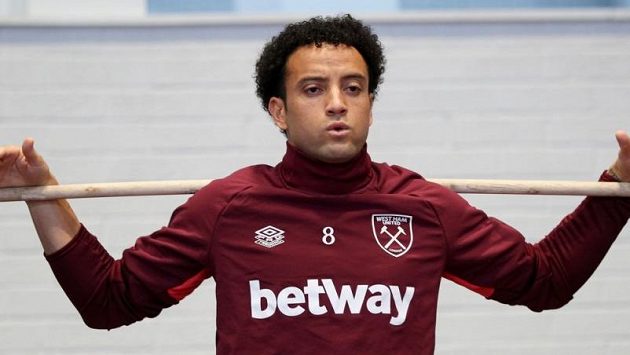 Brazilský fotbalový záložník Felipe Anderson Brazilský fotbalový záložník Felipe Anderson