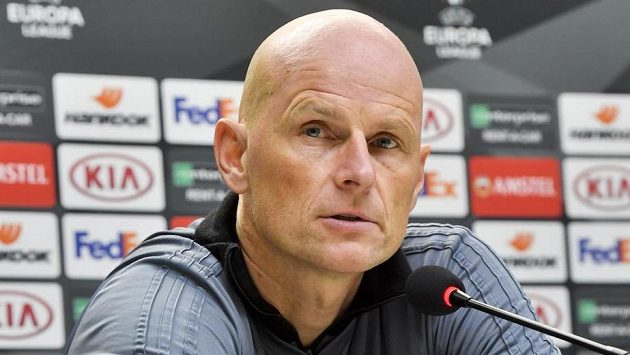 Trenér FC Kodaň Stale Solbakken před tréninkem na Slavii. Trenér FC Kodaň Stale Solbakken před tréninkem na Slavii.
