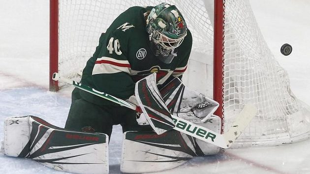 Gólman Minnesoty Devan Dubnyk. Gólman Minnesoty Devan Dubnyk.