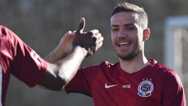 Rumun Alex Chipciu otevřel skóre v duelu proti maďarskému celku Vidi Székesfehérvár. Rumun Alex Chipciu otevřel skóre v duelu proti maďarskému celku Vidi Székesfehérvár.