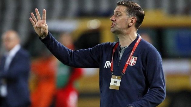 Ani první vítězství ve třetím utkání kvalifikace mistrovství Evropy nezachránilo ve funkci Mladena Krstajiče. Ani první vítězství ve třetím utkání kvalifikace mistrovství Evropy nezachránilo ve funkci Mladena Krstajiče.