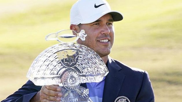 Brooks Koepka ovládl podruhé v kariéře golfový turnaj Phoenix Open Brooks Koepka ovládl podruhé v kariéře golfový turnaj Phoenix Open