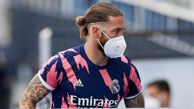 Sergio Ramos schází v nominaci trenéra Luise Enriqueho na mistrovství Evropy Sergio Ramos schází v nominaci trenéra Luise Enriqueho na mistrovství Evropy