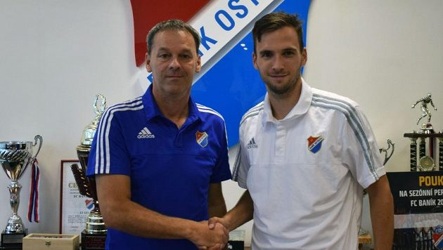 Baník Ostrava se dohodl se Zlínem na přestupu fotbalisty Lukáše Pazdery. Baník Ostrava se dohodl se Zlínem na přestupu fotbalisty Lukáše Pazdery.