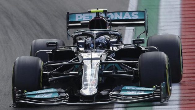 Bottas dominated the introductory F1 practice in Imola, Verstappen had problems