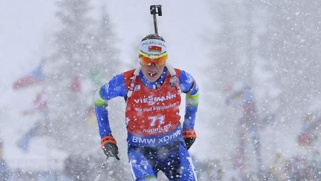 Běloruska Darja Domračevová si v zasněženém Hochfilzenu dojela pro triumf. Běloruska Darja Domračevová si v zasněženém Hochfilzenu dojela pro triumf.