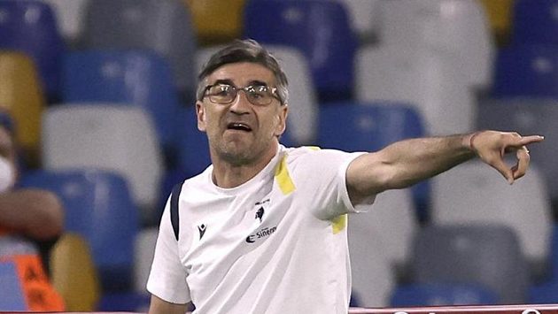 Ivan Jurič ještě jako kouč Hellasu Verona. Ivan Jurič ještě jako kouč Hellasu Verona.