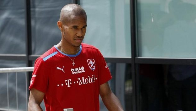 Theodor Gebre Selassie odchází z tréninku národního týmu v polské Vratislavi Theodor Gebre Selassie odchází z tréninku národního týmu v polské Vratislavi