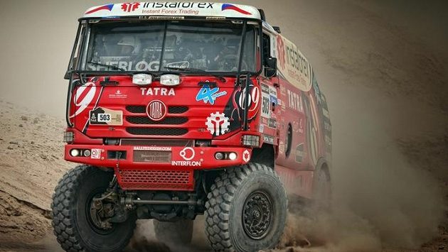 Aleš Loprais na trati desáté etapy Rallye Dakar. Aleš Loprais na trati desáté etapy Rallye Dakar.