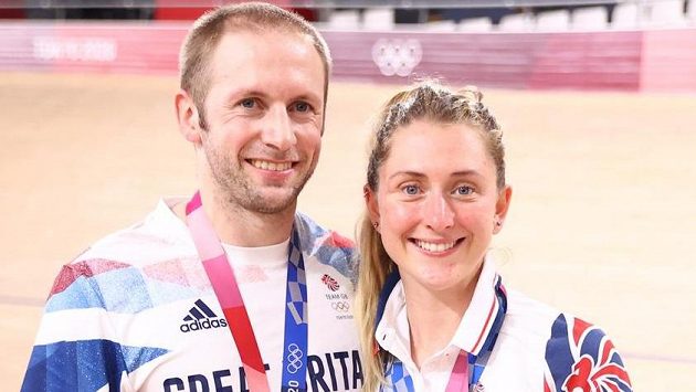 Britský cyklista Jason Kenny se svou ženou Laurou Britský cyklista Jason Kenny se svou ženou Laurou