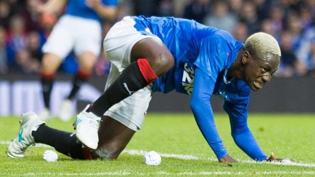 Fotbalisté Glasqow Rangers s ostudou vypadli z pohárové Evropy. Fotbalisté Glasqow Rangers s ostudou vypadli z pohárové Evropy.