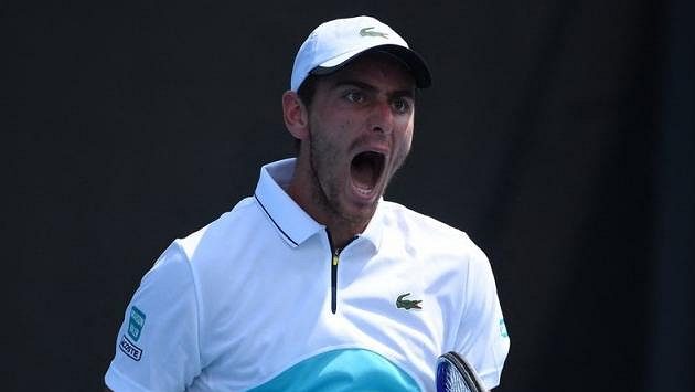 Elliot Benchetrit během kvalifikace French Open. Elliot Benchetrit během kvalifikace French Open.