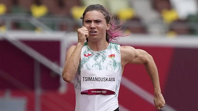Běloruská atletka Kryscina Cimanouská, po olympijských hrách nalezla azyl v Polsku, kde chce pokračovat v kariéře. Běloruská atletka Kryscina Cimanouská, po olympijských hrách nalezla azyl v Polsku, kde chce pokračovat v kariéře.
