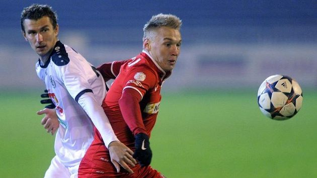 Zprava Stanislav Vávra z Brna a Marek Plašil z Hradce Králové. Zprava Stanislav Vávra z Brna a Marek Plašil z Hradce Králové.