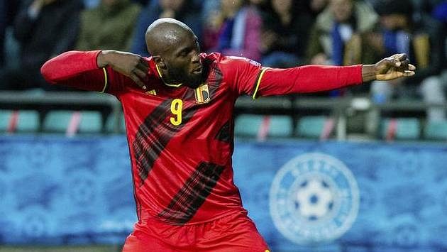 Belgičan Romelu Lukaku slav´gól do sítě Estonska v utkání kvalifikace MS ve fotbale. Belgičan Romelu Lukaku slav´gól do sítě Estonska v utkání kvalifikace MS ve fotbale.