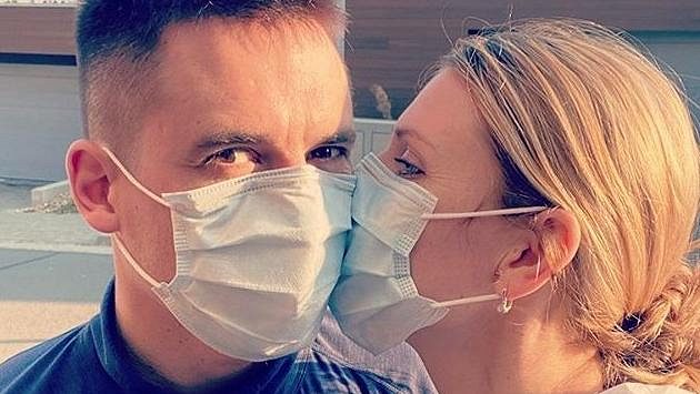 Lucie Šafářová se svým přítelem a hokejistou Tomášem Plekancem Lucie Šafářová se svým přítelem a hokejistou Tomášem Plekancem