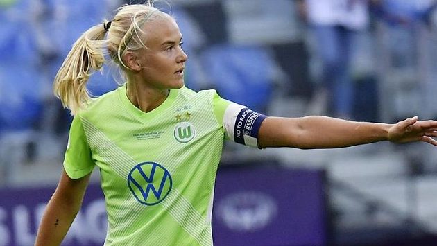Chelsea získala z Wolfsburgu kapitánku dánské reprezentace Pernille Harderovou Chelsea získala z Wolfsburgu kapitánku dánské reprezentace Pernille Harderovou
