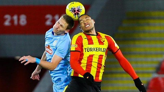 Milan Škoda v dresu Rizesporu v utkání turecké ligy. Milan Škoda v dresu Rizesporu v utkání turecké ligy.