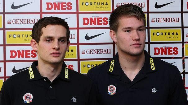 Nové posily Sparty Tomáš Vaclík (vpravo) a Mario Holek Nové posily Sparty Tomáš Vaclík (vpravo) a Mario Holek