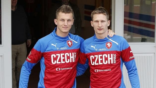 Tomáš Necid (vlevo), nebo Milan Škoda? Který z nich bude proti Islandu ten pravý...? Tomáš Necid (vlevo), nebo Milan Škoda? Který z nich bude proti Islandu ten pravý...?