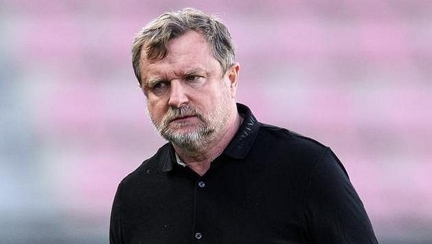 Trenér Sparty Praha Pavel Vrba má starosti... Trenér Sparty Praha Pavel Vrba má starosti...