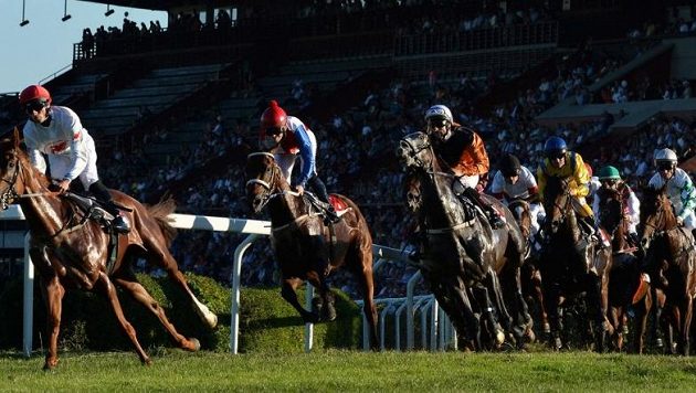 České derby se poběží začátkem září (archivní foto) České derby se poběží začátkem září (archivní foto)