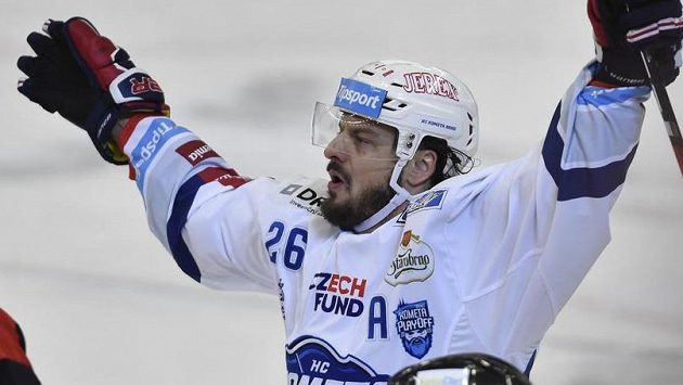 Martin Zaťovič z Brna se raduje z gólu v oslabení. Martin Zaťovič z Brna se raduje z gólu v oslabení.