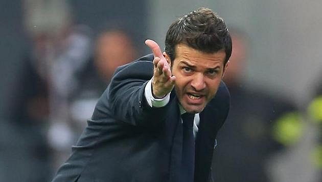 Fotbalisty Sparty od nové sezóny povede italský trenér Andrea Stramaccioni. Fotbalisty Sparty od nové sezóny povede italský trenér Andrea Stramaccioni.