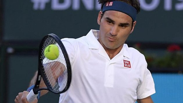 Roger Federer na returnu Roger Federer na returnu