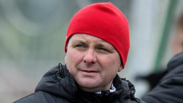 Trenér Slavie Praha Dušan Uhrin. Trenér Slavie Praha Dušan Uhrin.