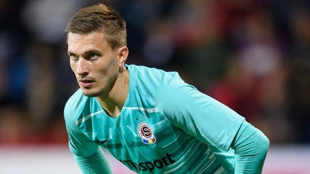Brankář Sparty Milan Heča během utkání v Plzni. Brankář Sparty Milan Heča během utkání v Plzni.