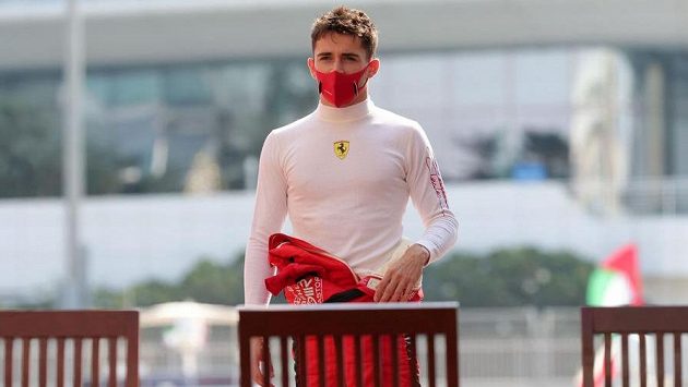 Pilot F1 Charles Leclerc loni v prosinci v Abú Zabí. Pilot F1 Charles Leclerc loni v prosinci v Abú Zabí.