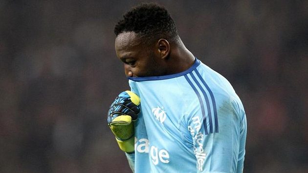 Brankář Marseille Steve Mandanda - ilustrační foto. Brankář Marseille Steve Mandanda - ilustrační foto.