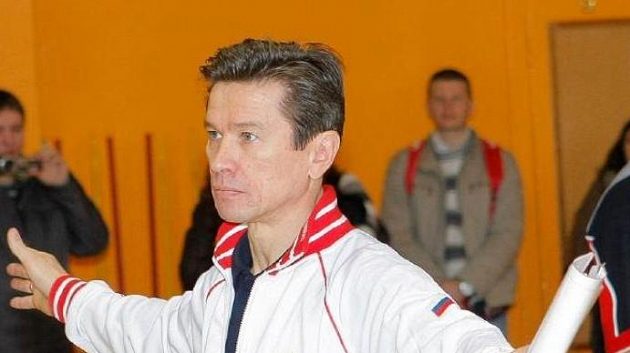 Ruský trenér Vjačeslav Bykov Ruský trenér Vjačeslav Bykov