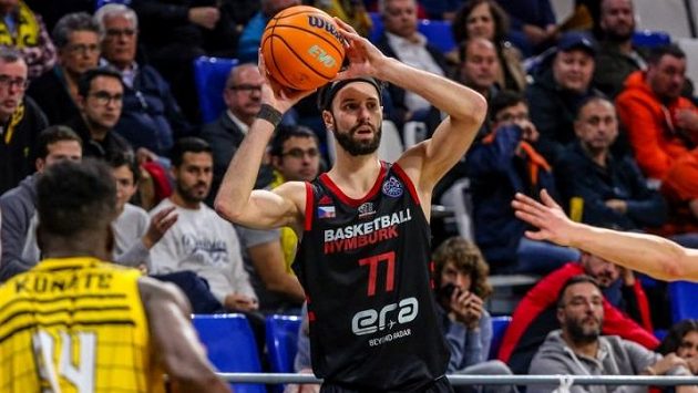 The Nymburk basketball players won by five points at the start of the league in Cologne