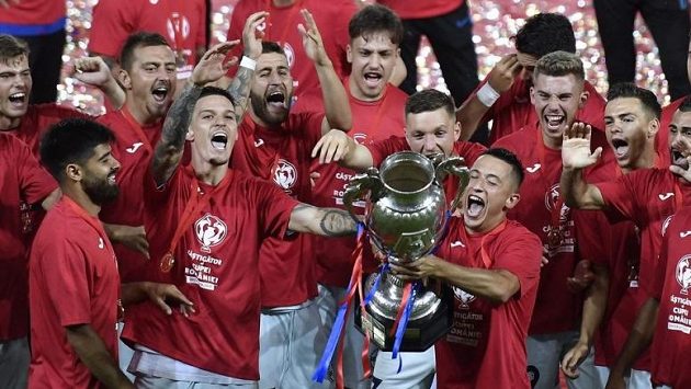 Problémy fotbalistů FCSB neberou konce (archivní foto) Problémy fotbalistů FCSB neberou konce (archivní foto)