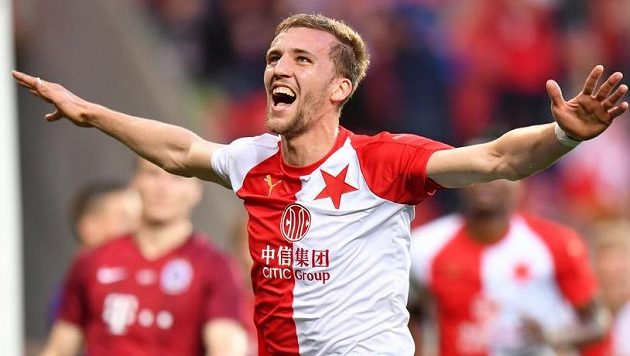 Tomáš Souček slaví úvodní gól zápasu. Tomáš Souček slaví úvodní gól zápasu.