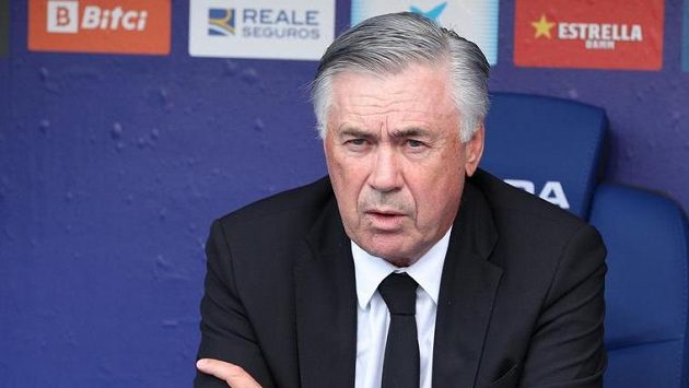 Trenér fotbalistů Realu Madrid Carlo Ancelotti Trenér fotbalistů Realu Madrid Carlo Ancelotti