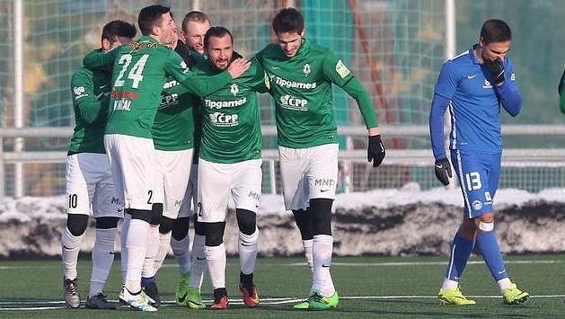 Radost hráčů Jablonce v derby s Libercem - ilustrační foto. Radost hráčů Jablonce v derby s Libercem - ilustrační foto.
