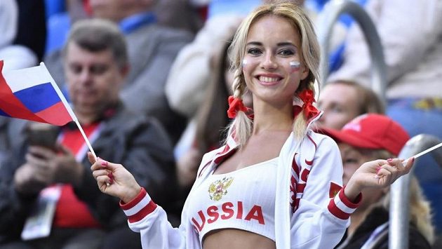 V Rusku bude moci na stadion deset procent diváků z kapacity stadionu (ilustrační foto) V Rusku bude moci na stadion deset procent diváků z kapacity stadionu (ilustrační foto)