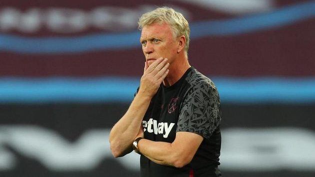 Kouč West Hamu David Moyes před zápasem s Charltonem. Kouč West Hamu David Moyes před zápasem s Charltonem.