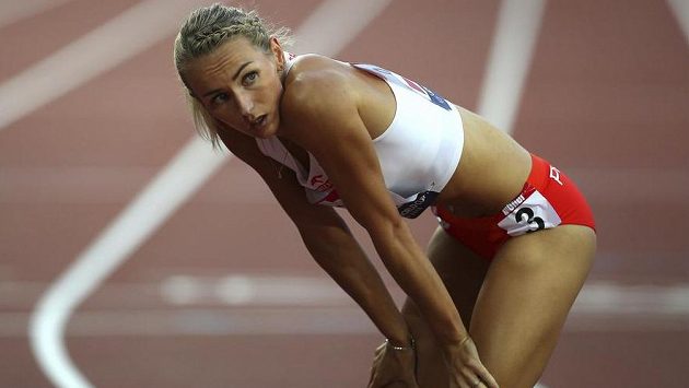 Polka Joanna Linkiewicz vyhrála v Londýně závod na 400 m překážek. Polka Joanna Linkiewicz vyhrála v Londýně závod na 400 m překážek.