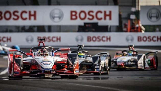 Formule E bude letos finišovat v New Yorku. Pro příští sezonu pořadatelé připravili velké finále do ulic Londýna. Formule E bude letos finišovat v New Yorku. Pro příští sezonu pořadatelé připravili velké finále do ulic Londýna.