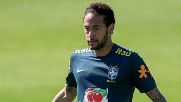 Neymar kapitánem Brazílie nebude. Neymar kapitánem Brazílie nebude.