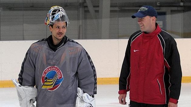 Martin Prusek bude mít u hokejové reprezentace na starosti brankáře. Martin Prusek bude mít u hokejové reprezentace na starosti brankáře.
