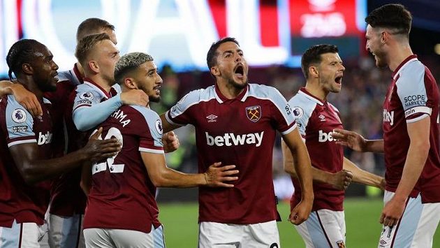 Fotbalisté West Hamu prožívají mimořádně úspěšné období. Zapadnou v týmu nové posily? Fotbalisté West Hamu prožívají mimořádně úspěšné období. Zapadnou v týmu nové posily?