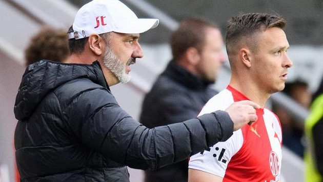 Trenér Slavie Praha Jindřich Trpišovský a Stanislav Tecl Trenér Slavie Praha Jindřich Trpišovský a Stanislav Tecl