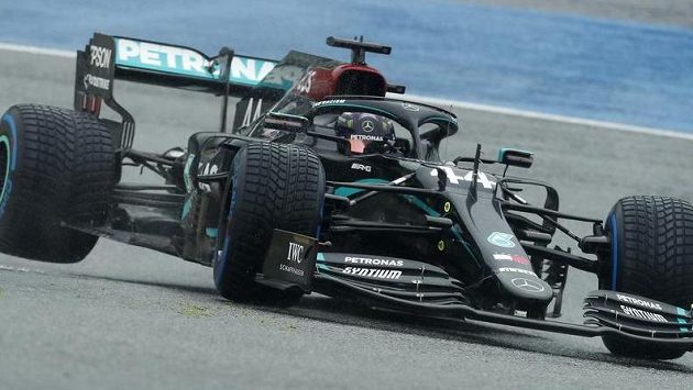 Lewis Hamilton ovládl kvalifikaci na Velkou cenu Štýrska Lewis Hamilton ovládl kvalifikaci na Velkou cenu Štýrska