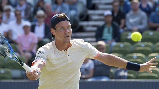 Tomáš Berdych dohrál na turnaji ve Stuttgartu ve čtvrtfinále. Tomáš Berdych dohrál na turnaji ve Stuttgartu ve čtvrtfinále.