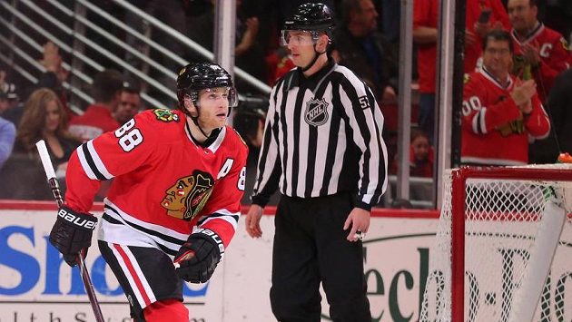 Útočník Chicaga Patrick Kane (88) bude kapitánem Spojených států amerických na květnovém mistrovství světa. Útočník Chicaga Patrick Kane (88) bude kapitánem Spojených států amerických na květnovém mistrovství světa.